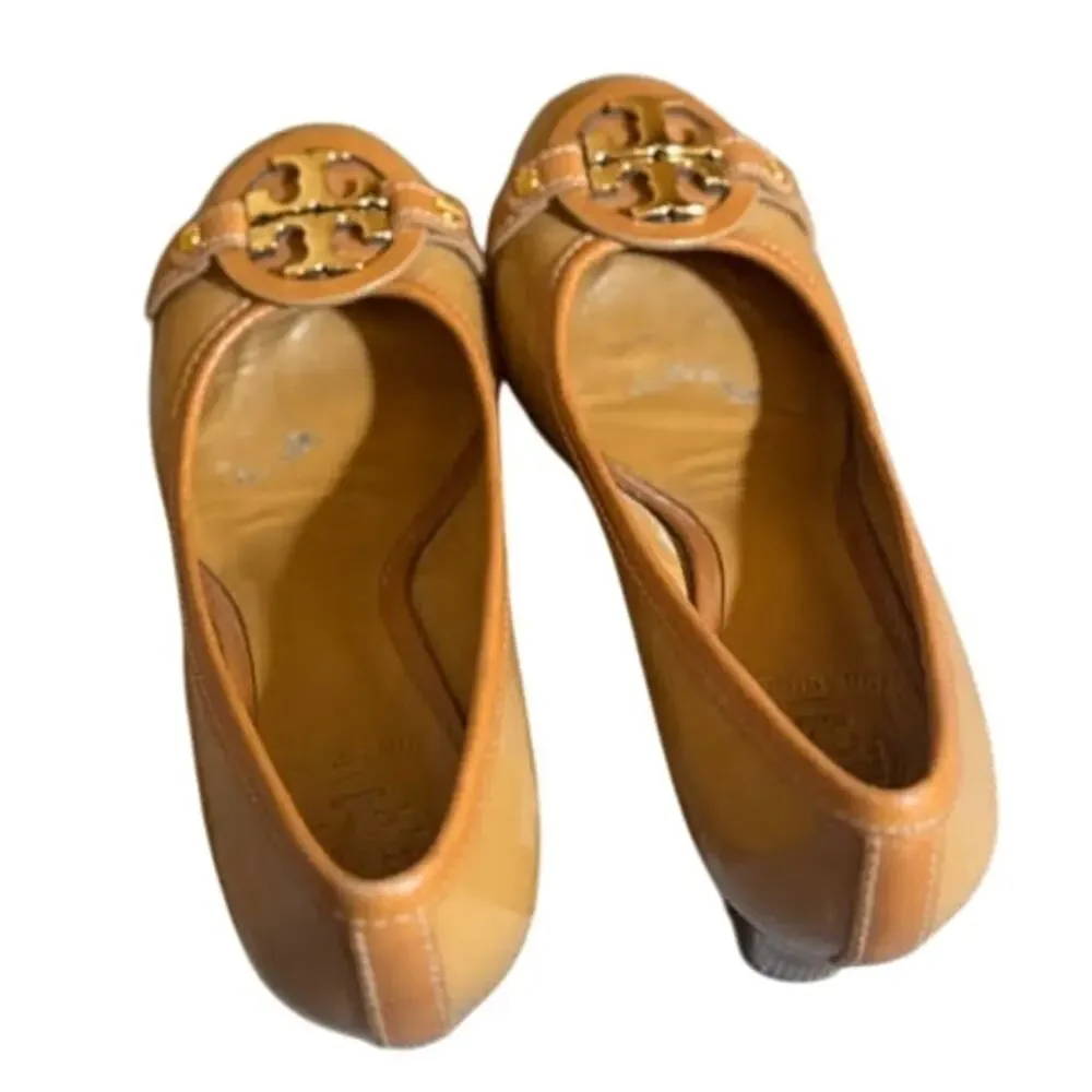 Women’s Tan Patent Leather Block Heel Pumps with Buckle Detail